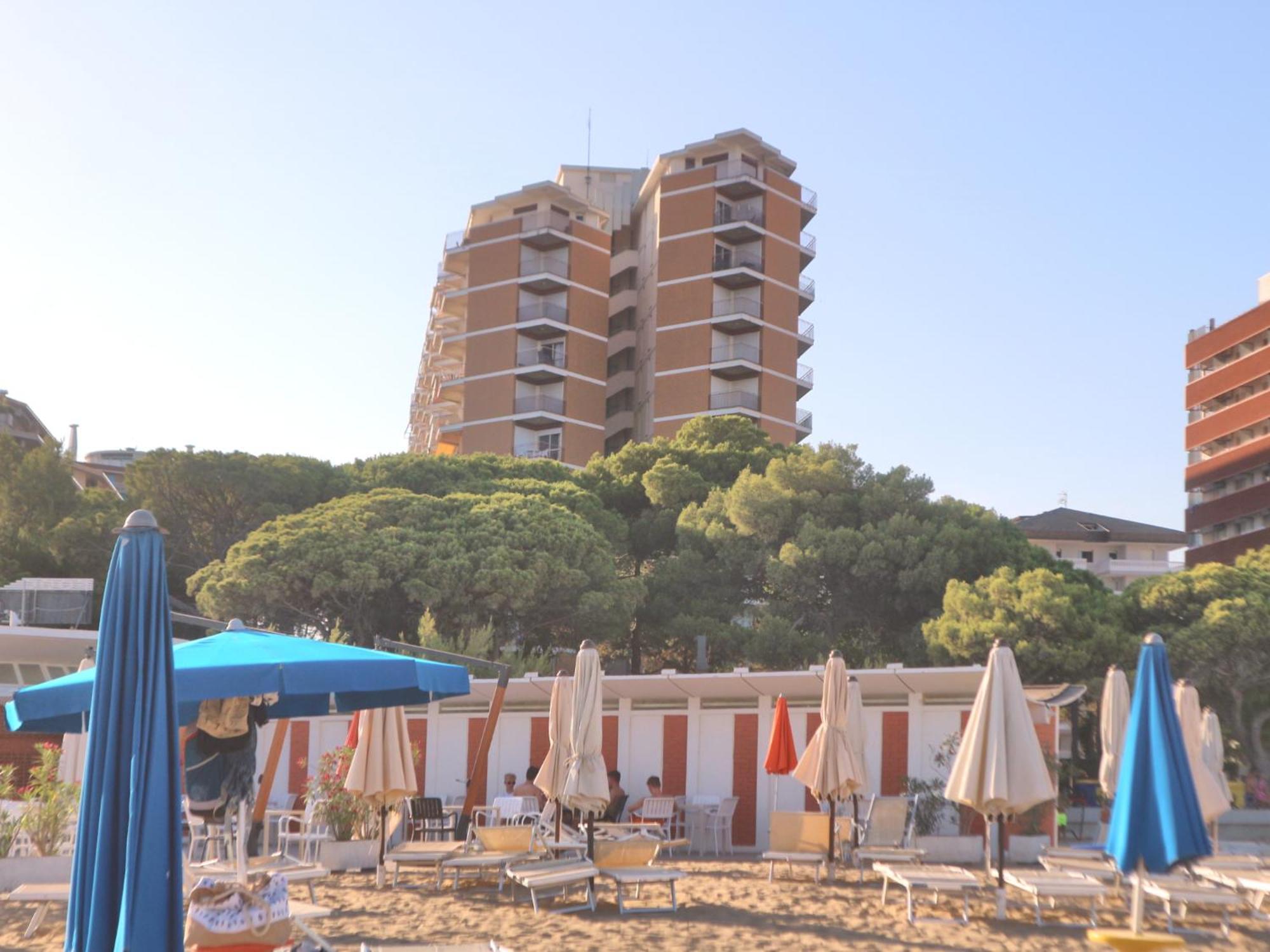Cristallo Apartment